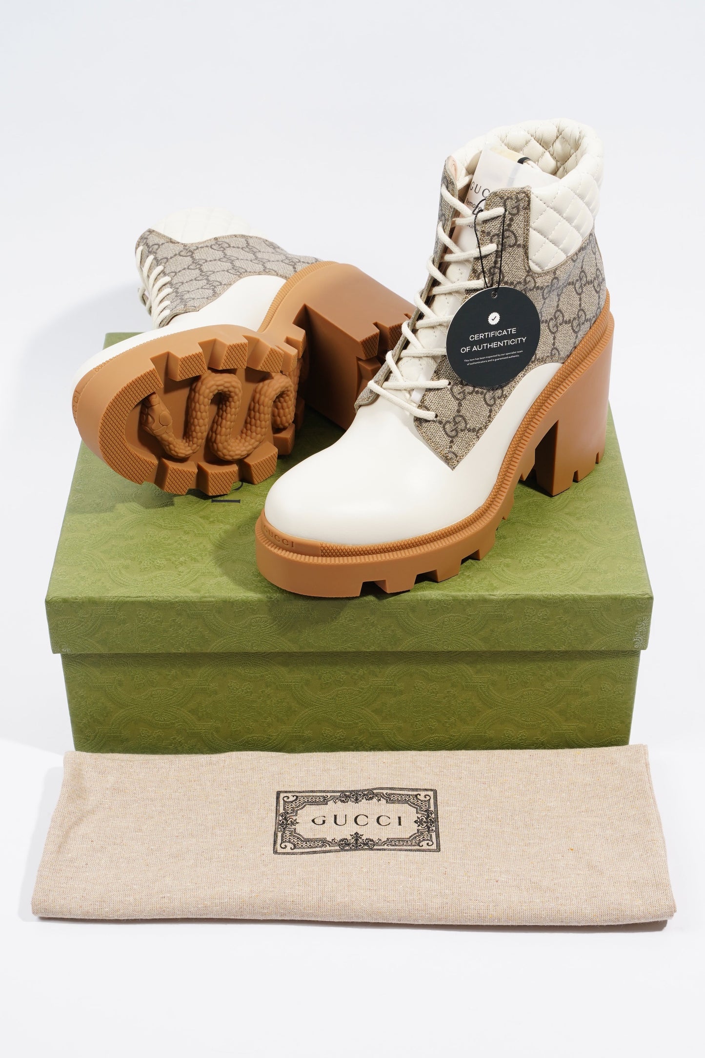 Gucci GG Ankle Boot White / Supreme Leather EU 41 UK 8