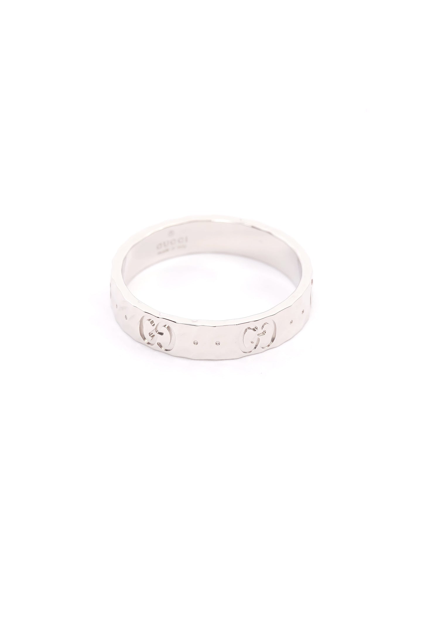 Gucci Hammered ring band silver White Gold