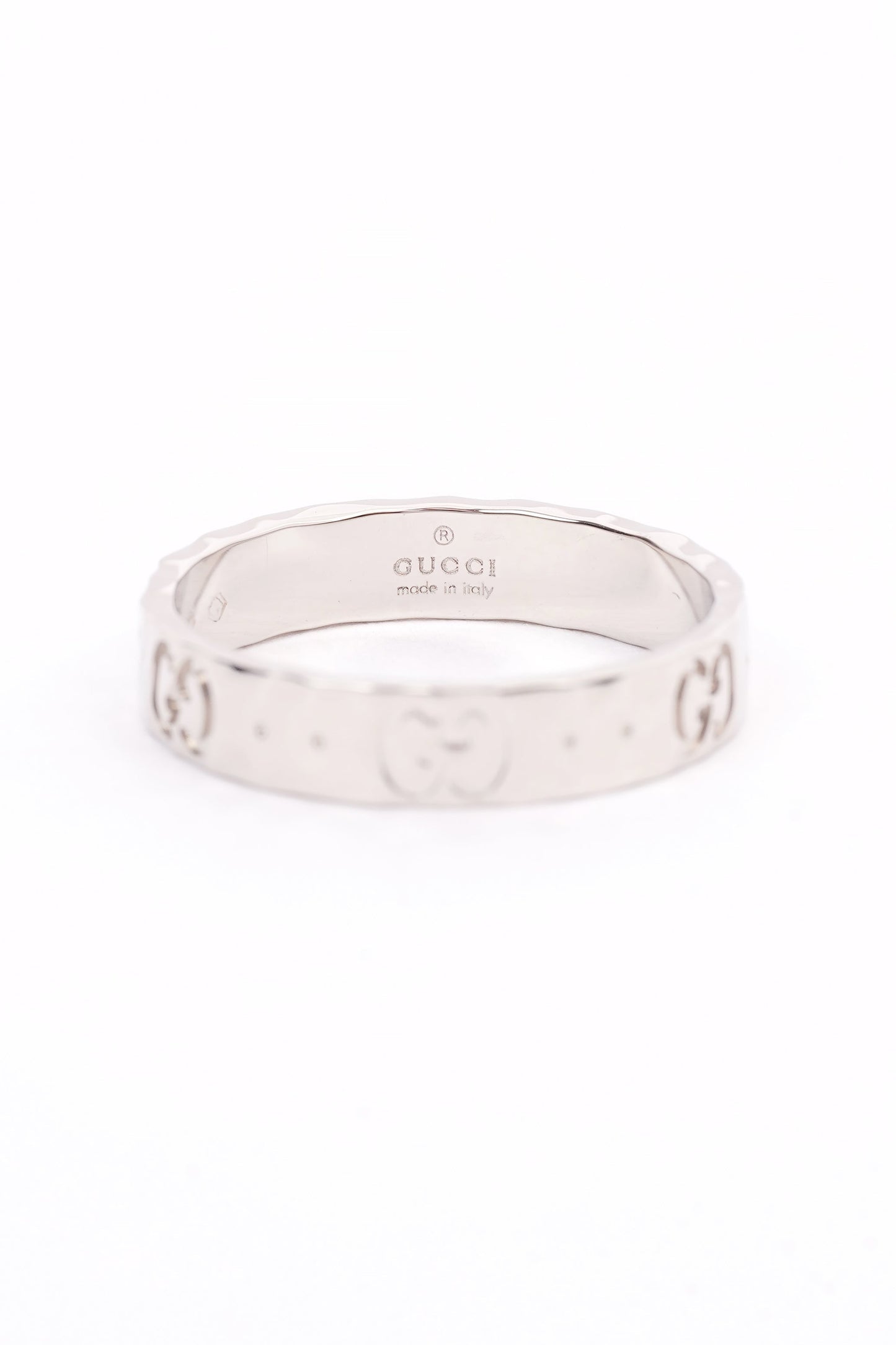 Gucci Hammered ring band silver White Gold
