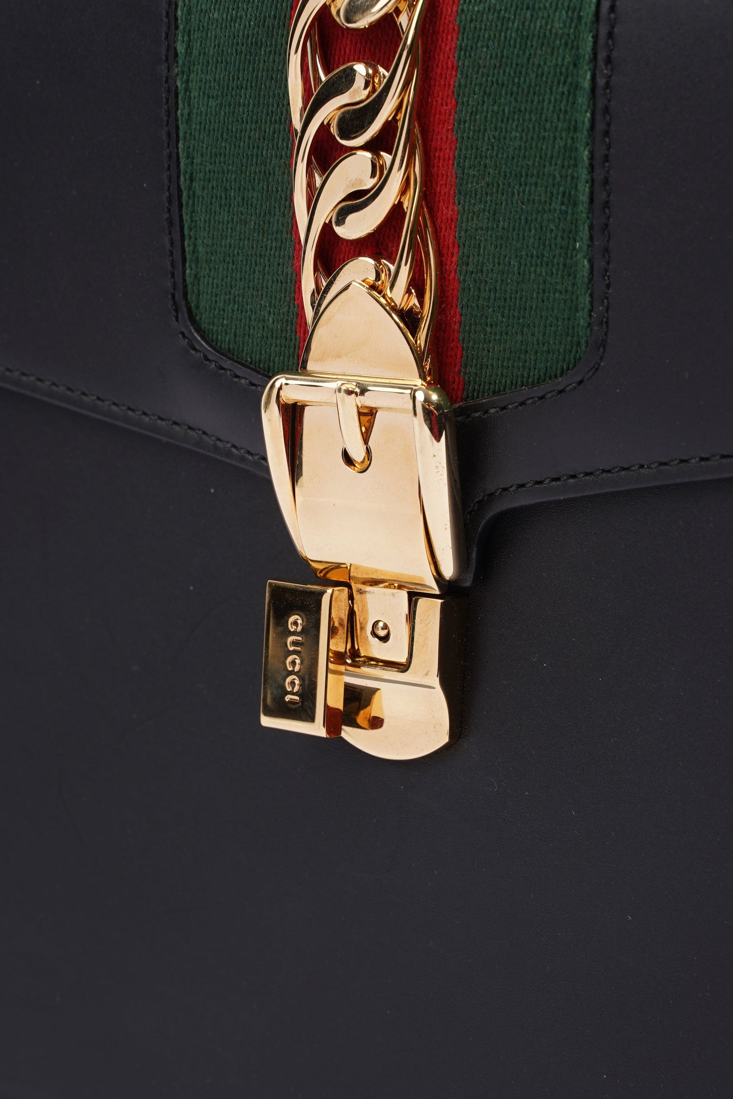 Gucci Sylvie Satchel Black / Gucci Stripe Calfskin Leather Medium
