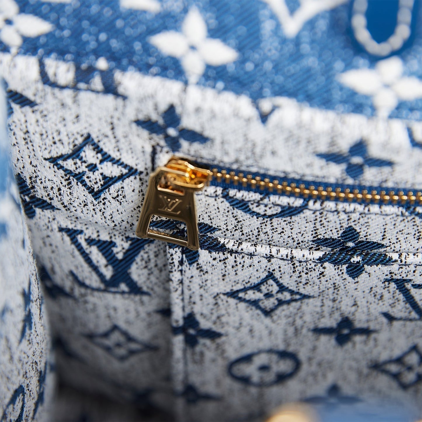 Louis Vuitton Blue Denim Monogram OnTheGo MM