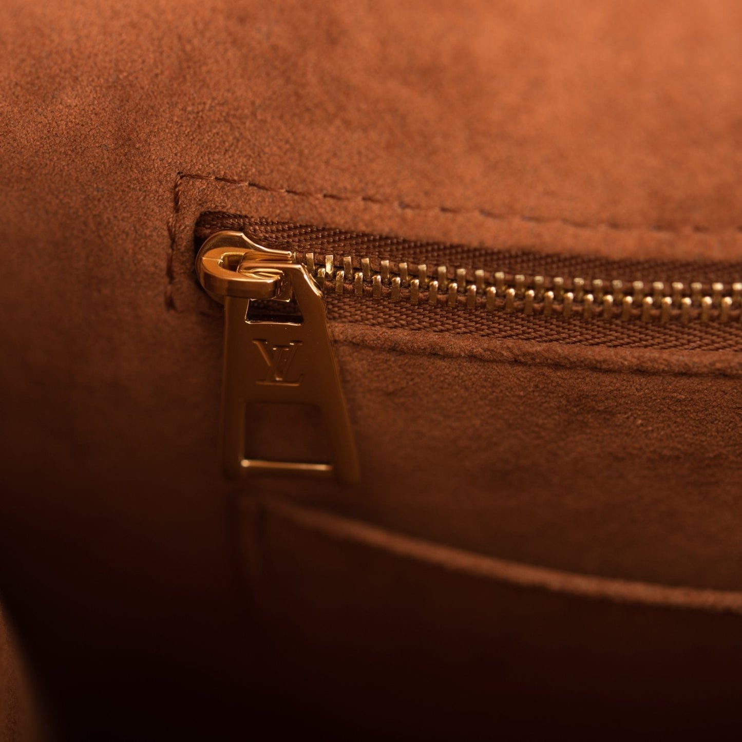 Louis Vuitton Caramel Wild At Heart Empreinte Giant Monogram OnTheGo MM