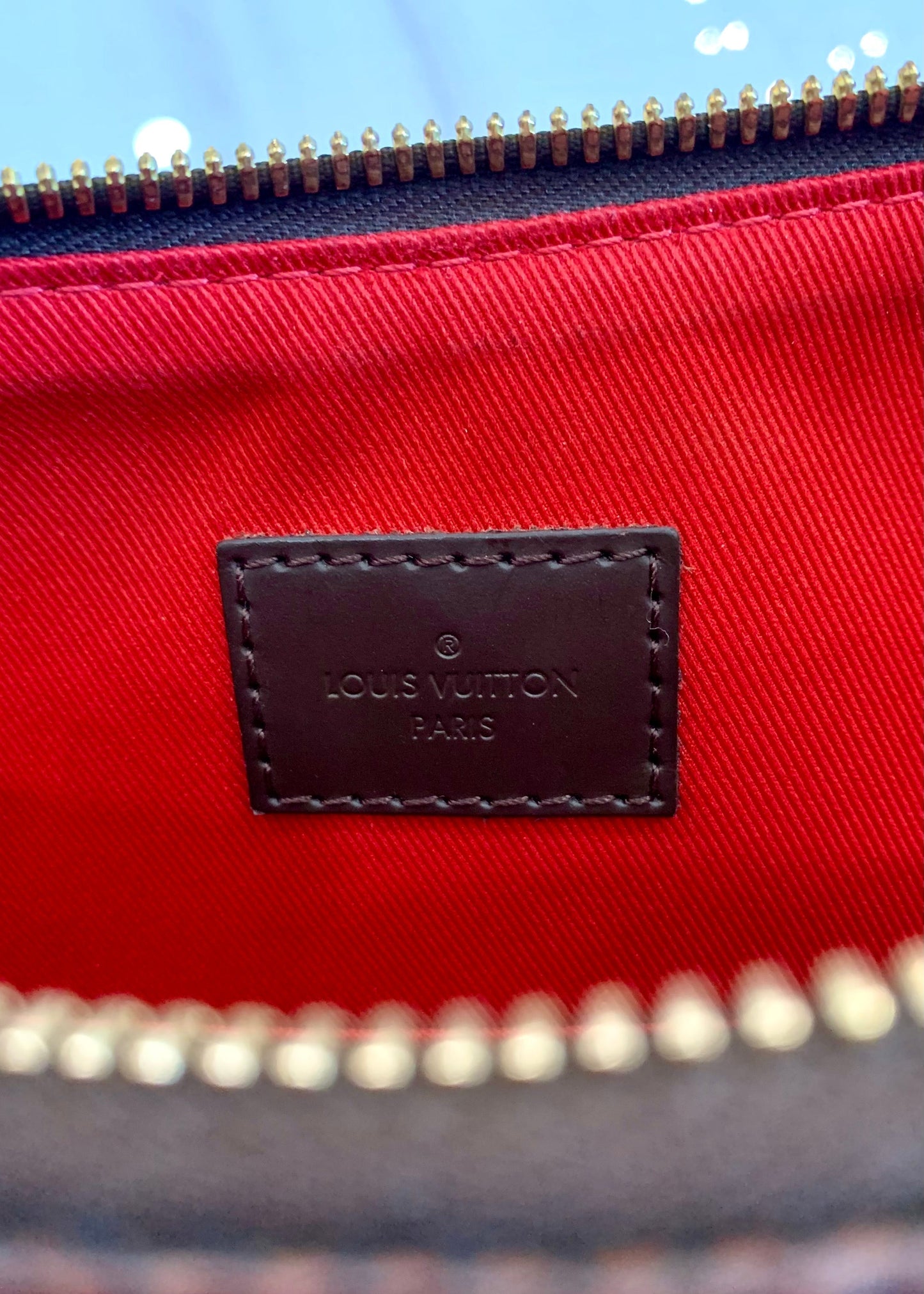 LOUIS VUITTON DAMIER EBENE SOUTH BANK BESACE
