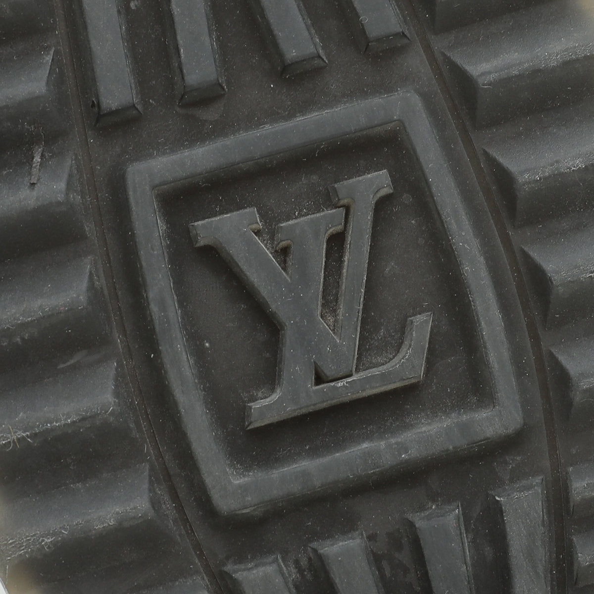 Louis Vuitton Bicolor Suede Run Away Trainer 39