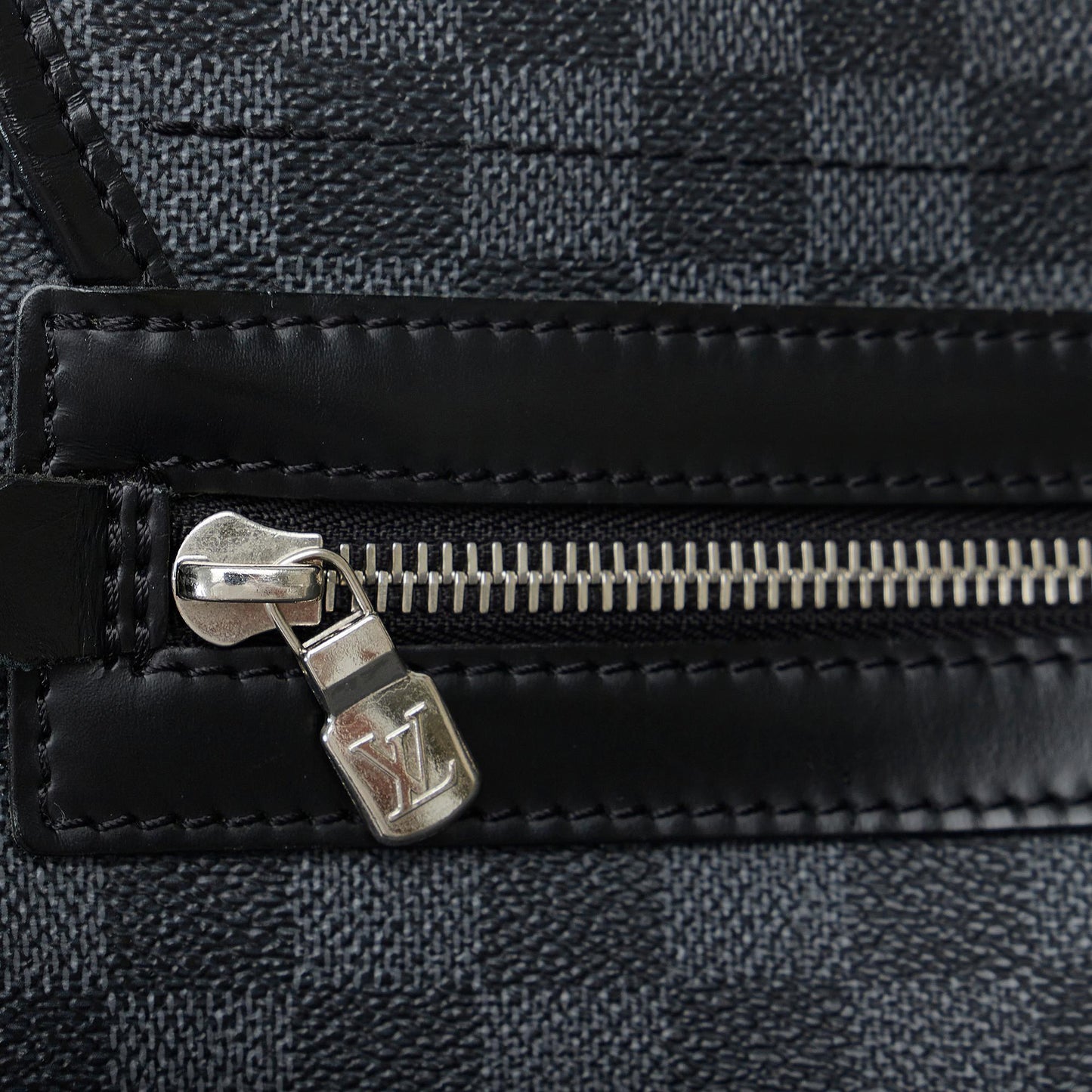 Louis Vuitton Damier Graphite Renzo (SHG-wlbL6e)