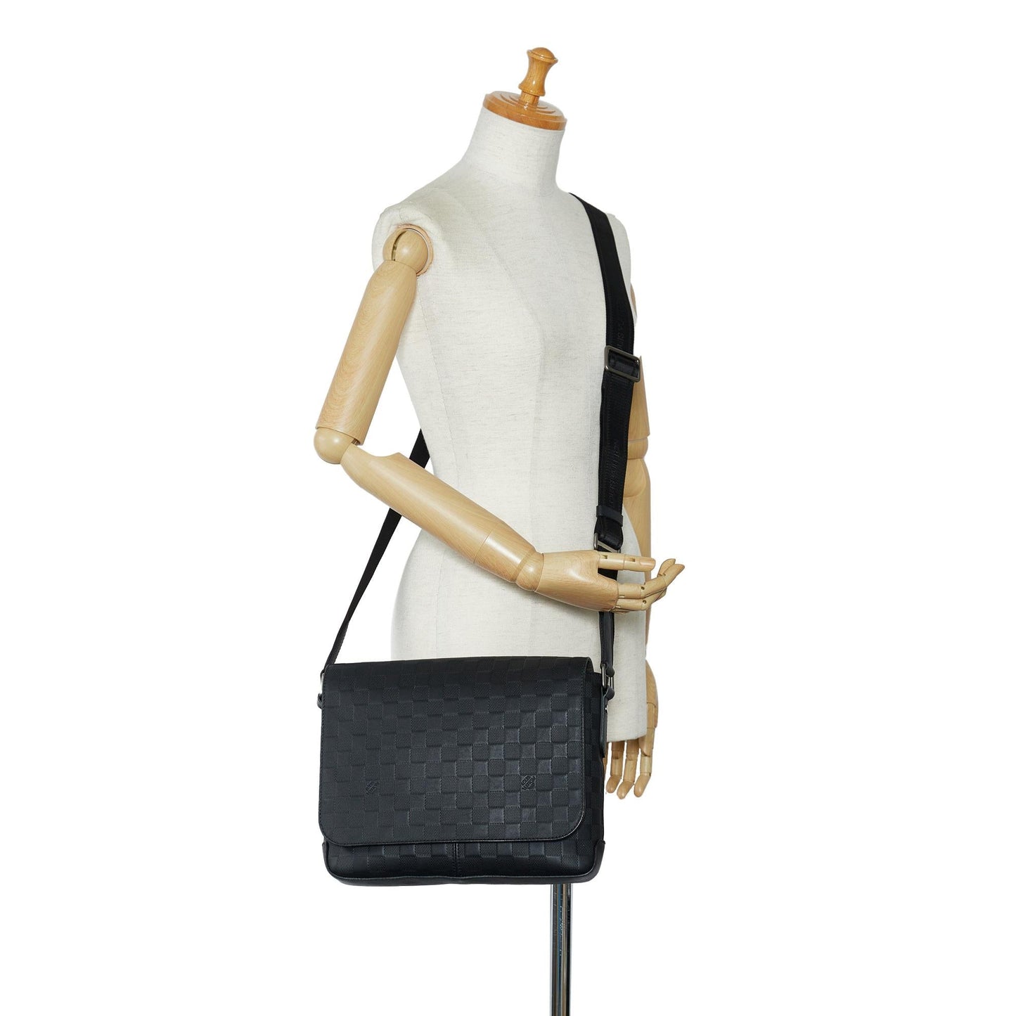 Louis Vuitton Damier Infini District PM (SHG-52WRMl)