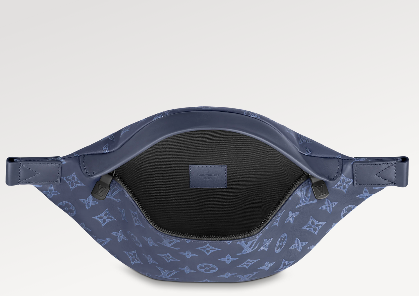 LOUIS VUITTON DISCOVERY BUMBAG PM