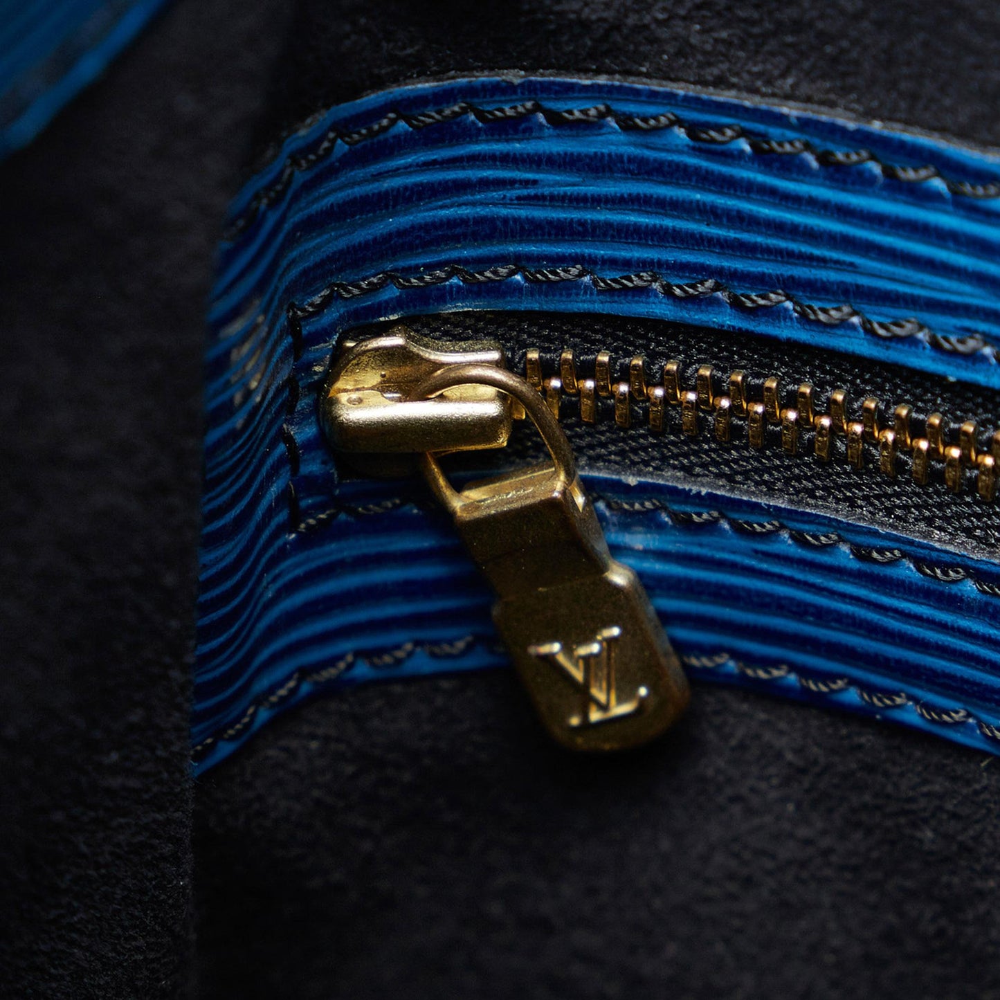 Louis Vuitton Epi Bicolor Petit Noe