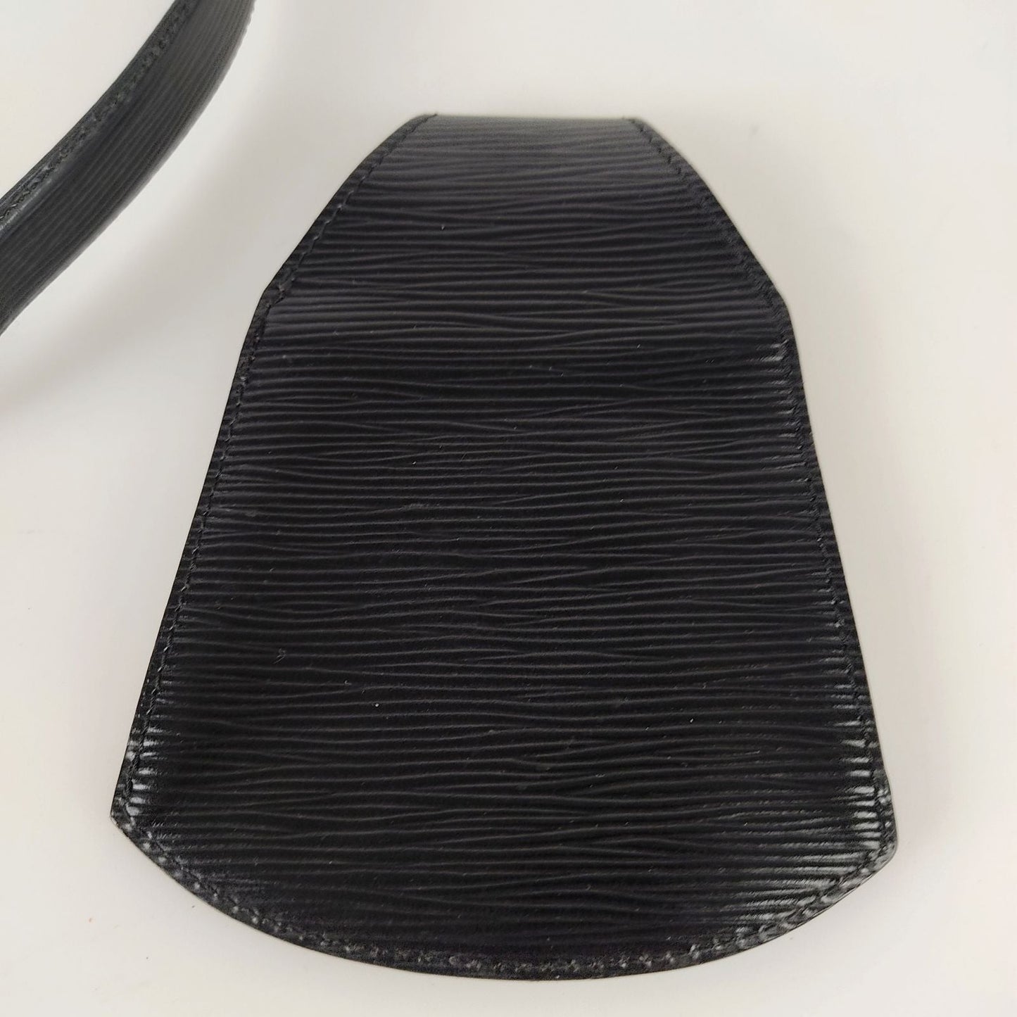 LOUIS VUITTON fanny pack Sherwood Epi black belt
