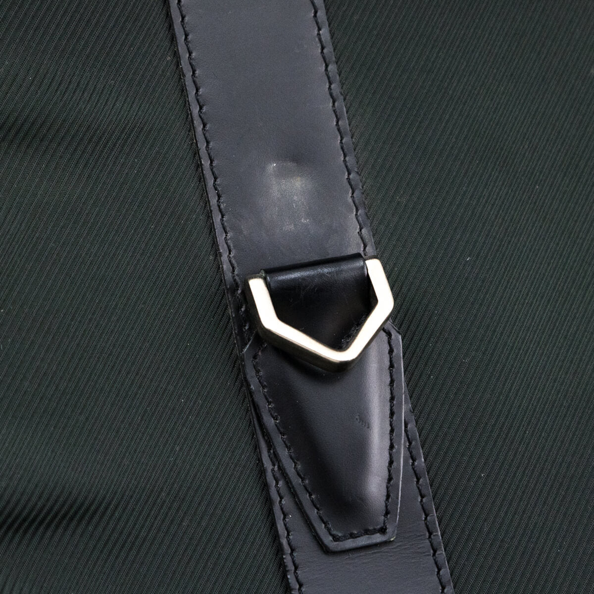 Louis Vuitton Black Taiga Gibeciere Garment Bag