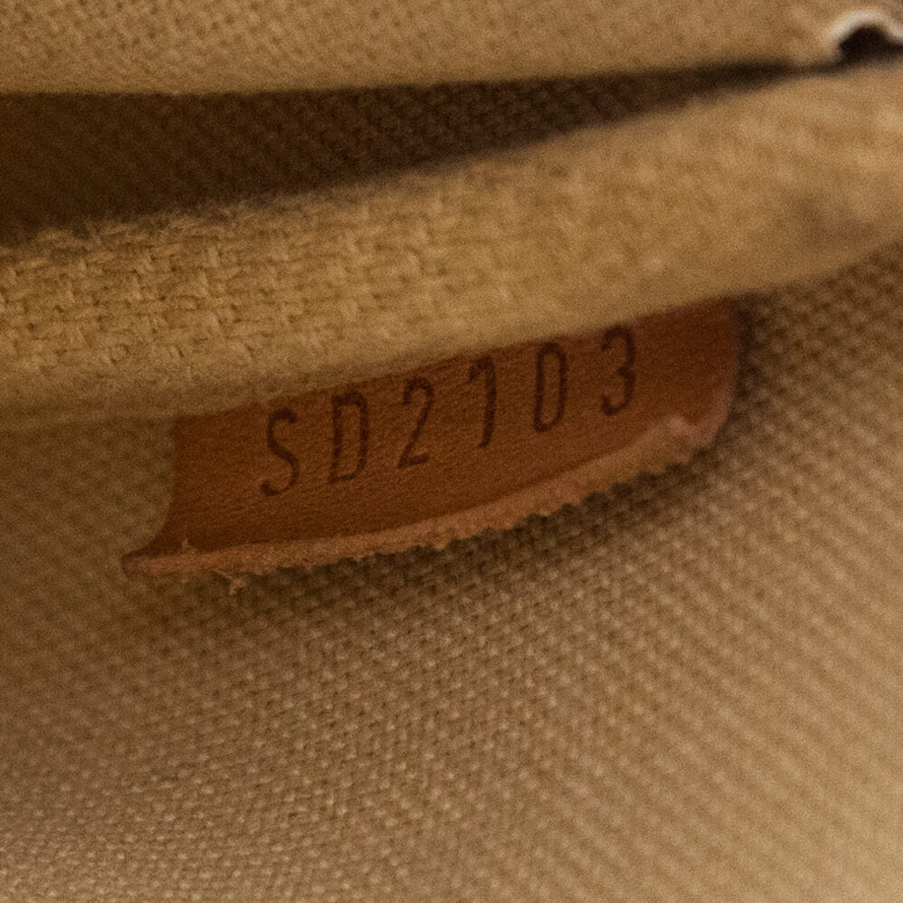 Louis Vuitton Damier Azure Eva Pochette
