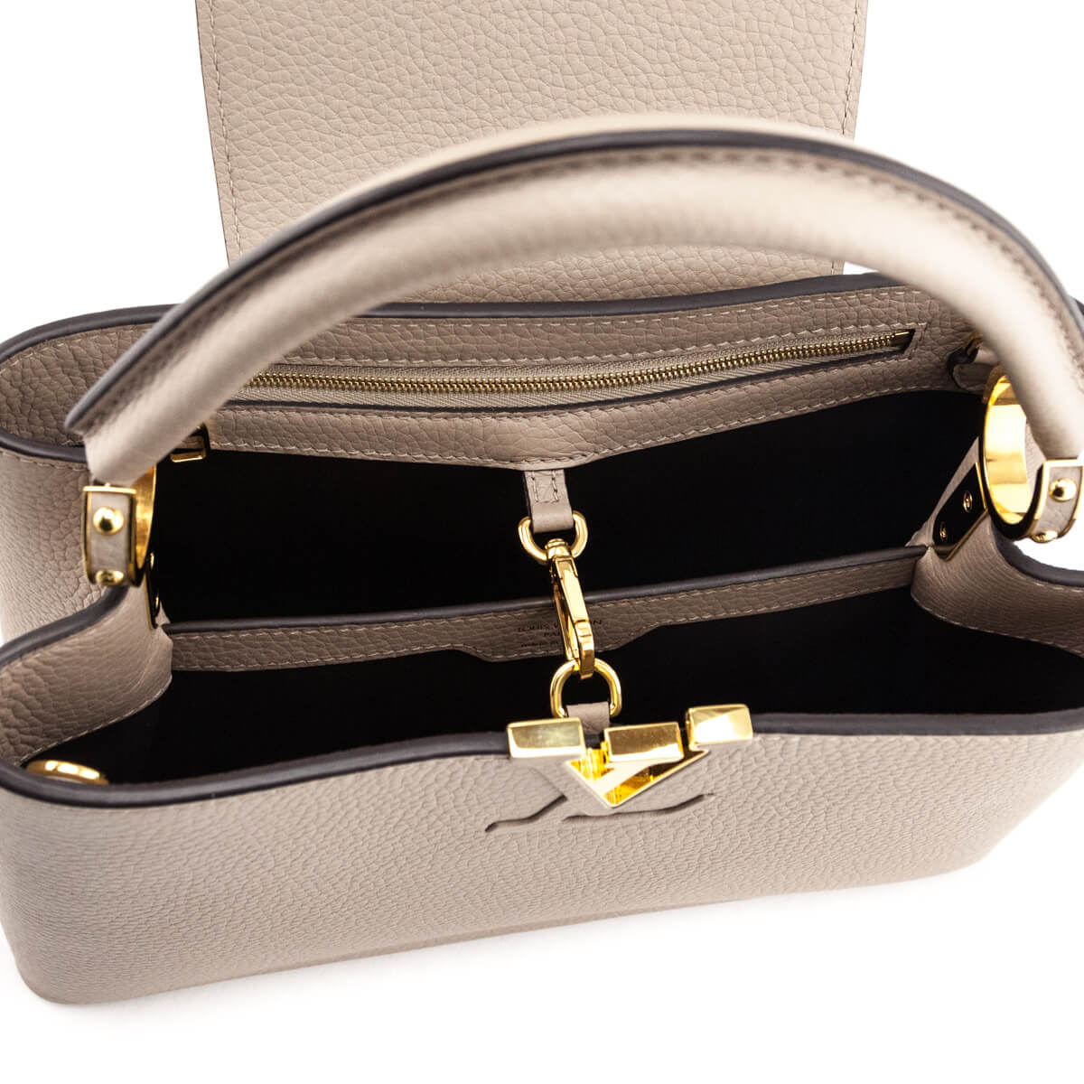 Louis Vuitton Galet Taurillon Capucines PM