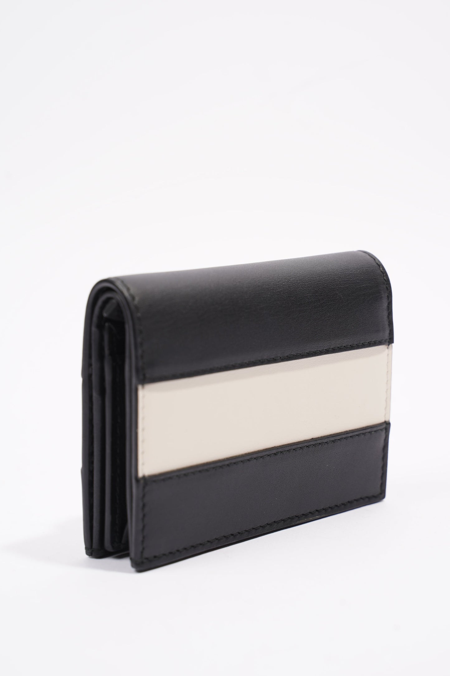 Gucci Queen Margaret Card Case Black / White Leather