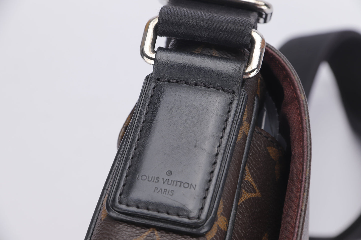 LOUIS VUITTON (M40935) DISTRICT PM MONOGRAM CANVAS MESSENGER BAG (CA1166), NO DUST COVER