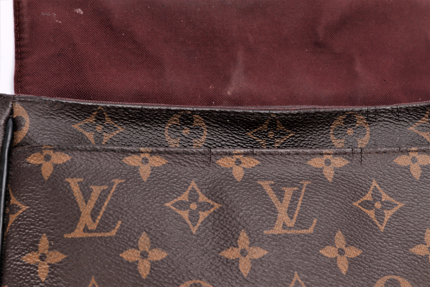 LOUIS VUITTON (M40935) DISTRICT PM MONOGRAM CANVAS MESSENGER BAG (CA1166), NO DUST COVER