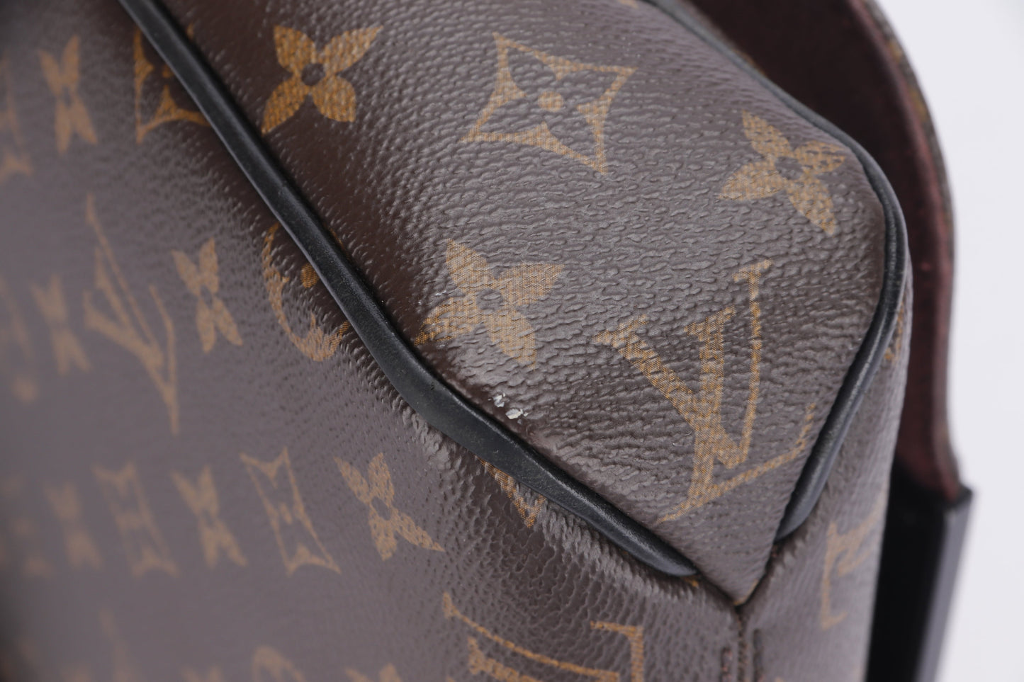 LOUIS VUITTON (M40935) DISTRICT PM MONOGRAM CANVAS MESSENGER BAG (CA1166), NO DUST COVER