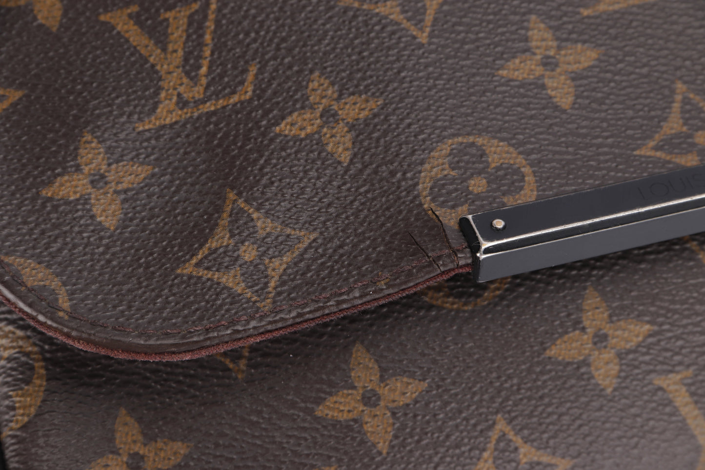 LOUIS VUITTON (M40935) DISTRICT PM MONOGRAM CANVAS MESSENGER BAG (CA1166), NO DUST COVER
