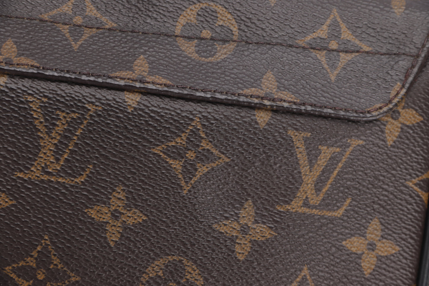 LOUIS VUITTON (M40935) DISTRICT PM MONOGRAM CANVAS MESSENGER BAG (CA1166), NO DUST COVER