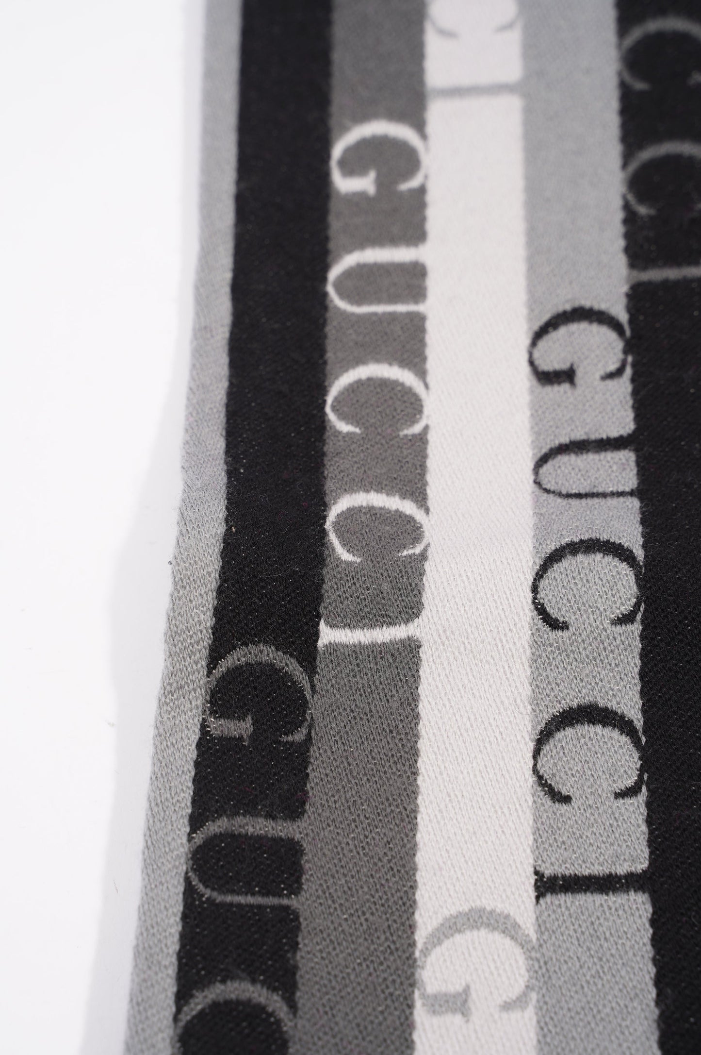 Gucci Stripe Wool Scarf Grey / Black Wool 180xm x 37cm