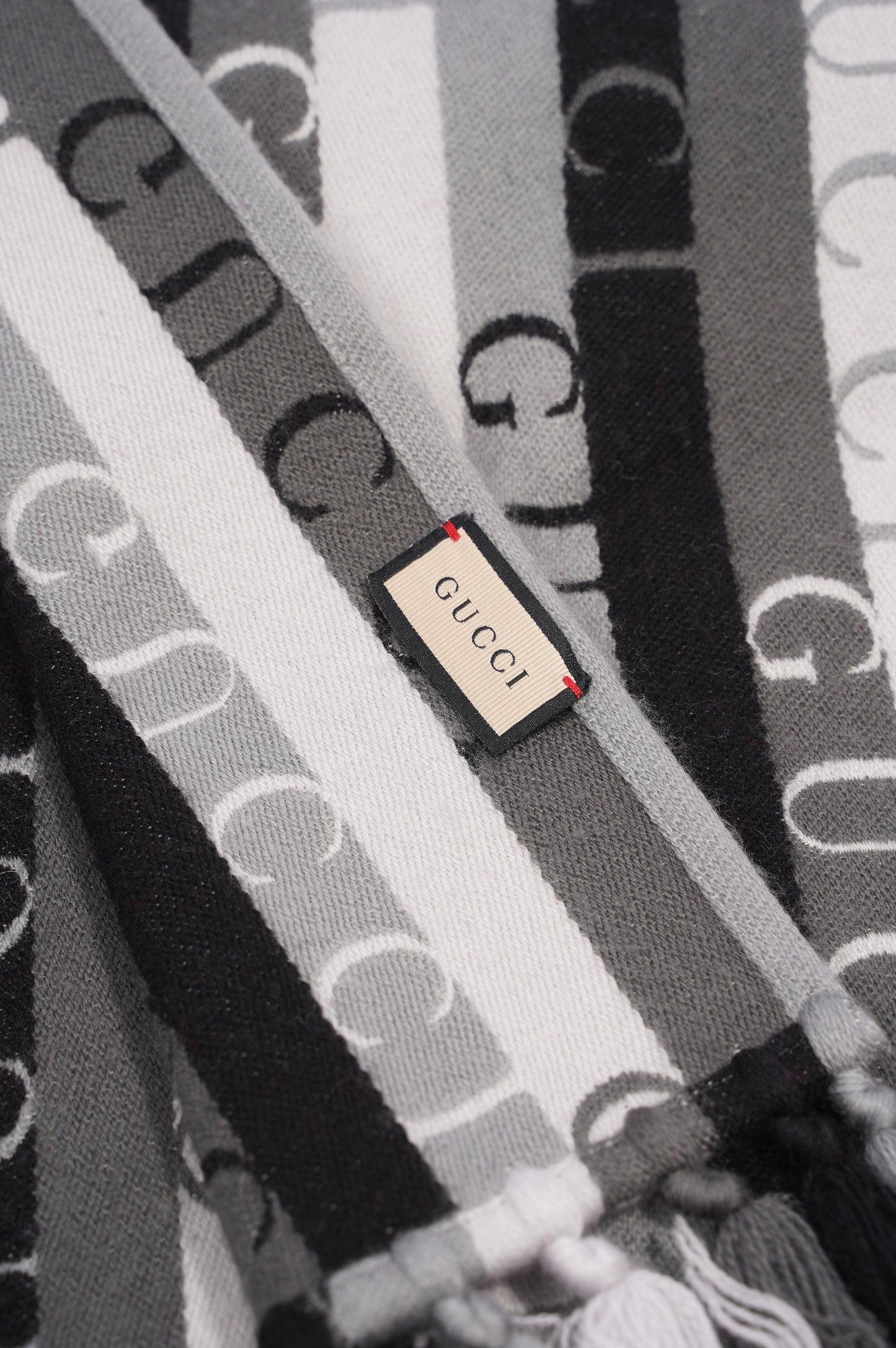 Gucci Stripe Wool Scarf Grey / Black Wool 180xm x 37cm