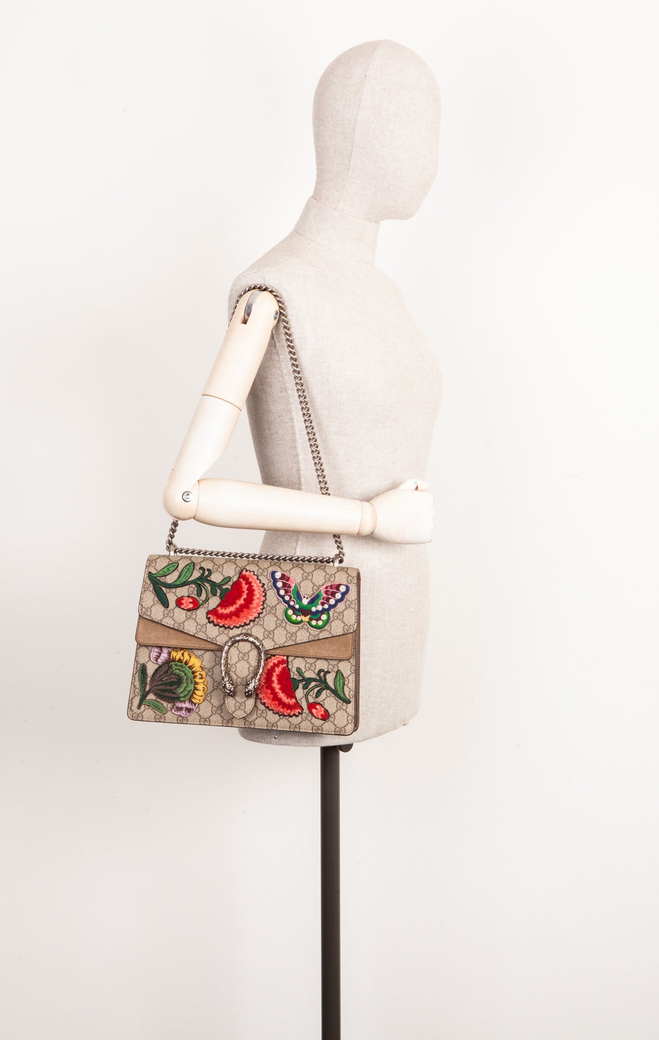 GUCCI Dionysus Supreme Floral Embroidered Bag Medium