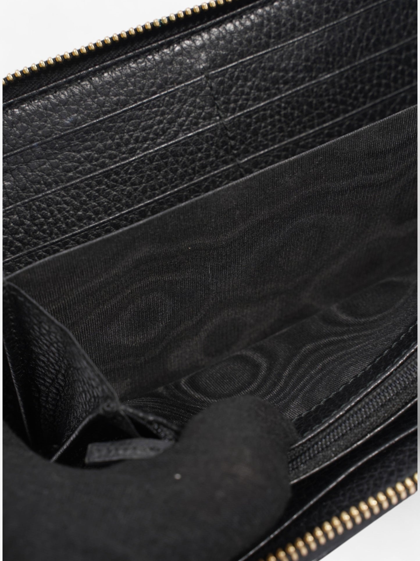 Gucci GG Marmont Zip Around Wallet Black / Gold Leather