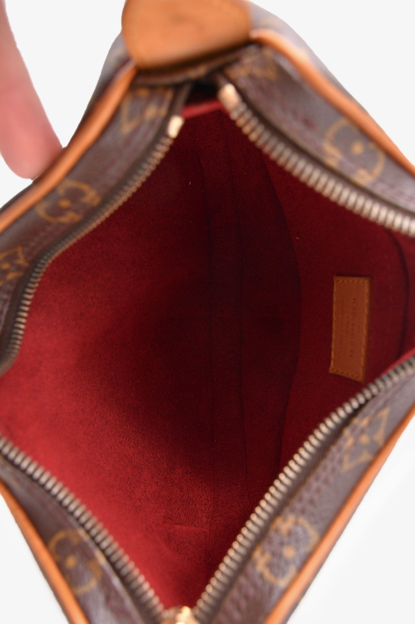 Louis Vuitton 2003 Monogram Croissant PM Shoulder Bag