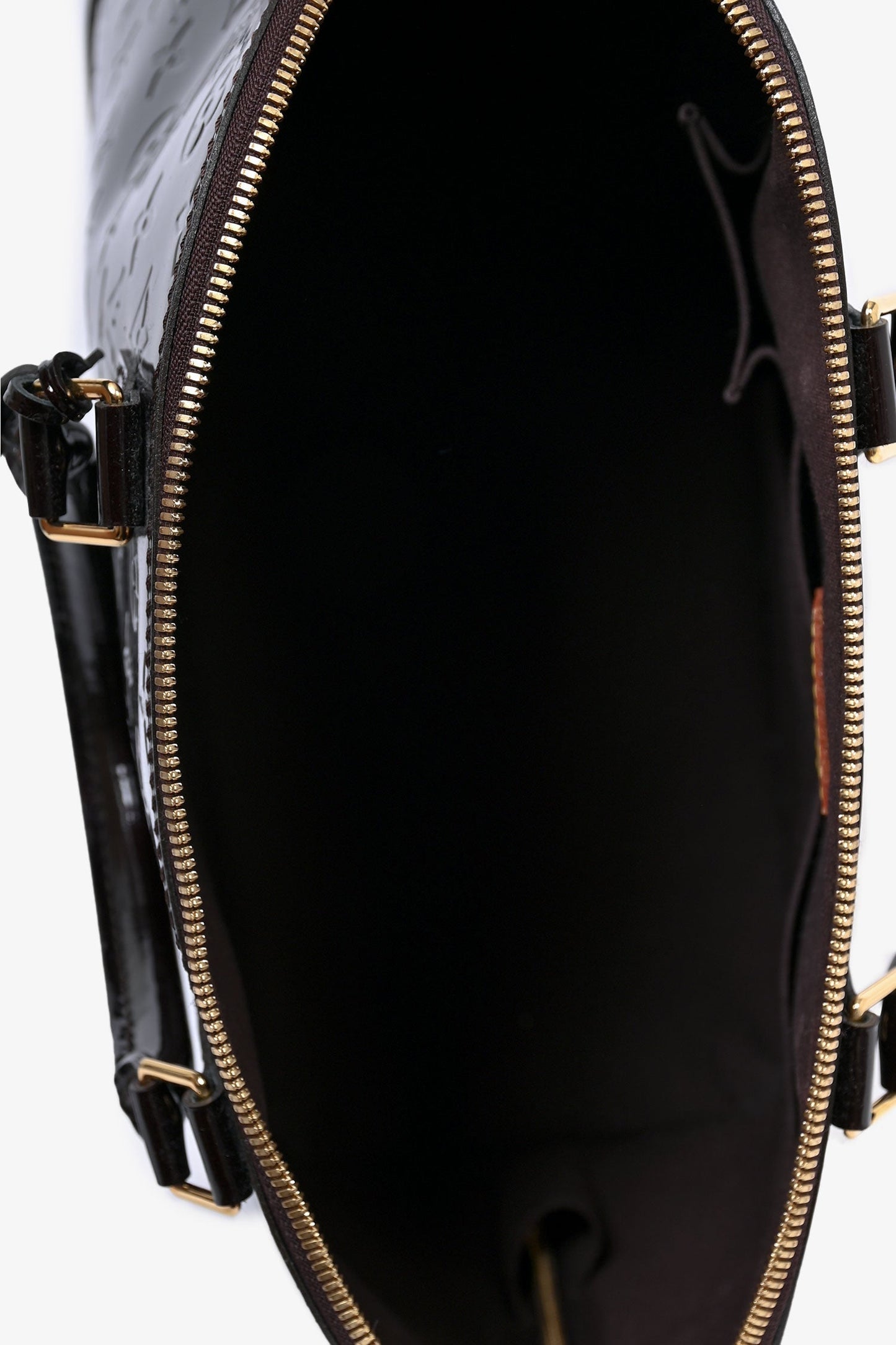 Louis Vuitton 2009 Amarante Vernis Alma GM Top Handle
