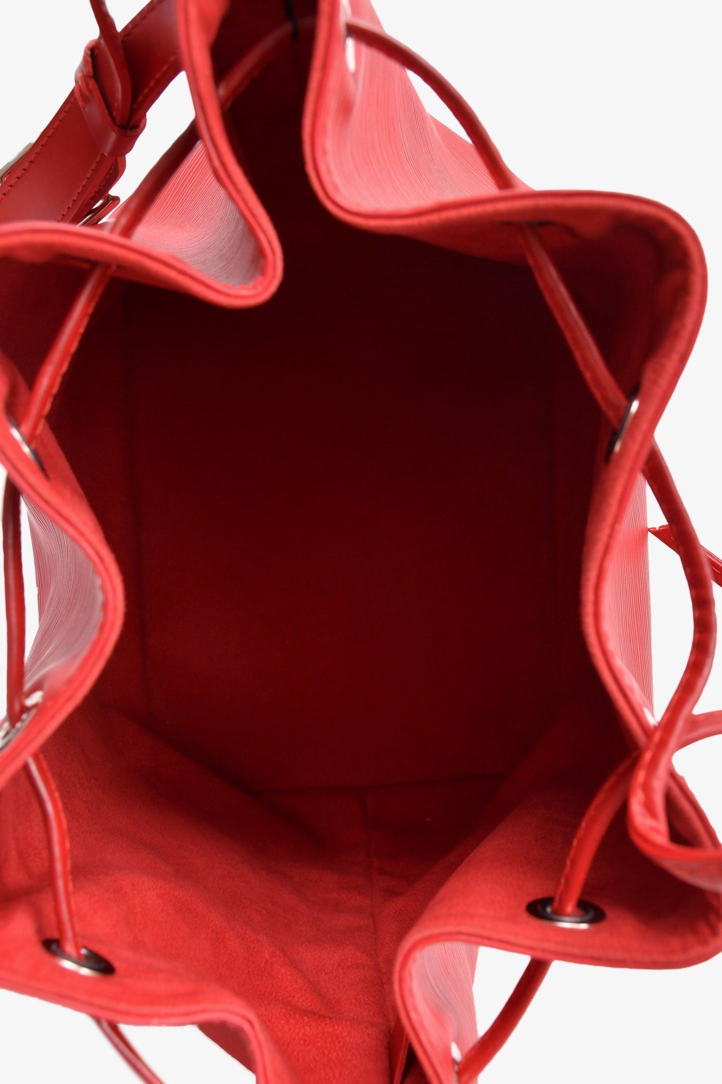 Louis Vuitton 2006 Red Epi Leather Noé Bucket Bag