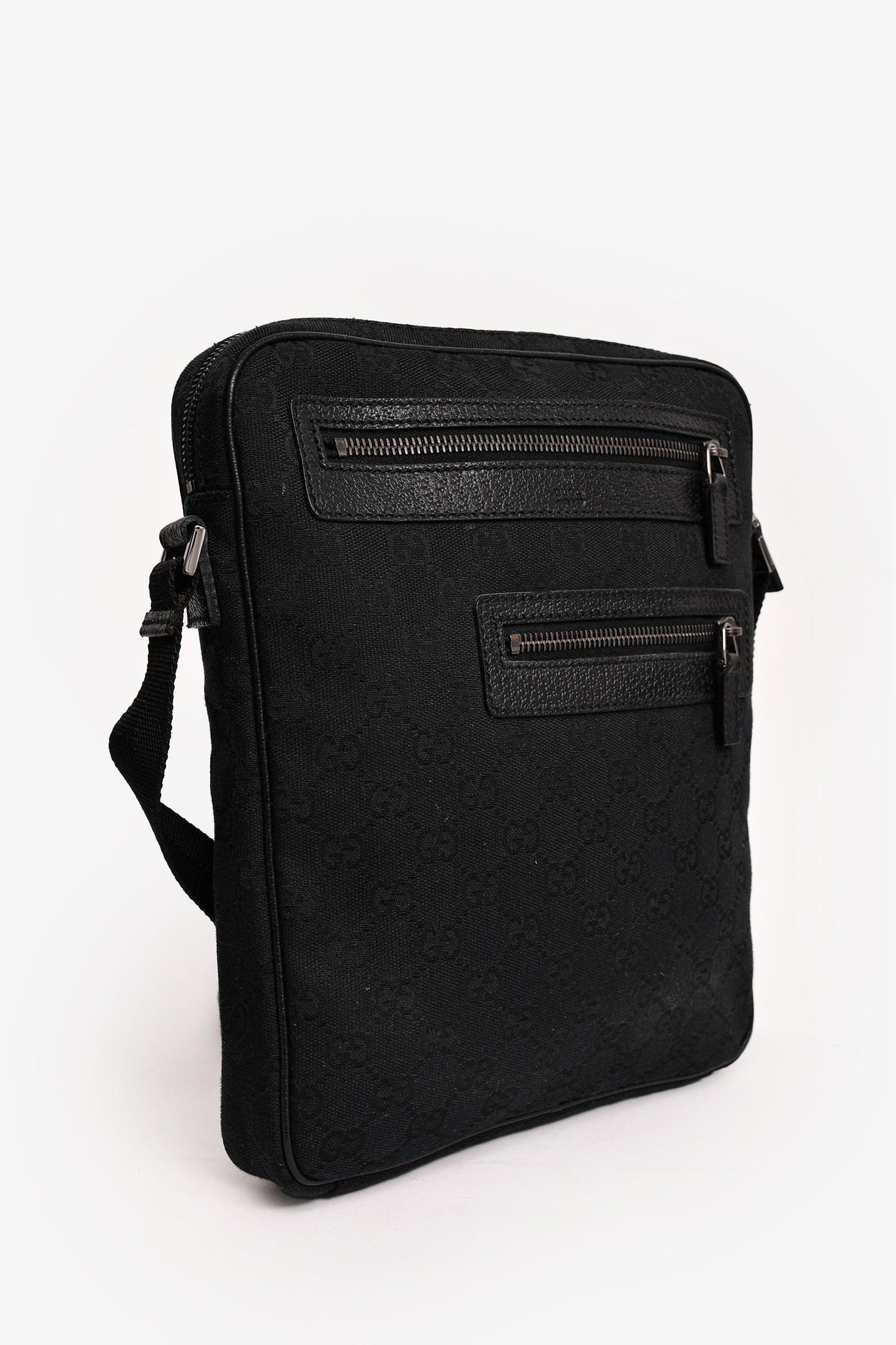 Gucci Black GG Supreme Canvas Messenger Bag