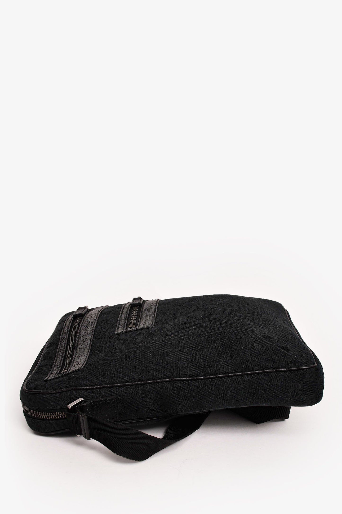 Gucci Black GG Supreme Canvas Messenger Bag
