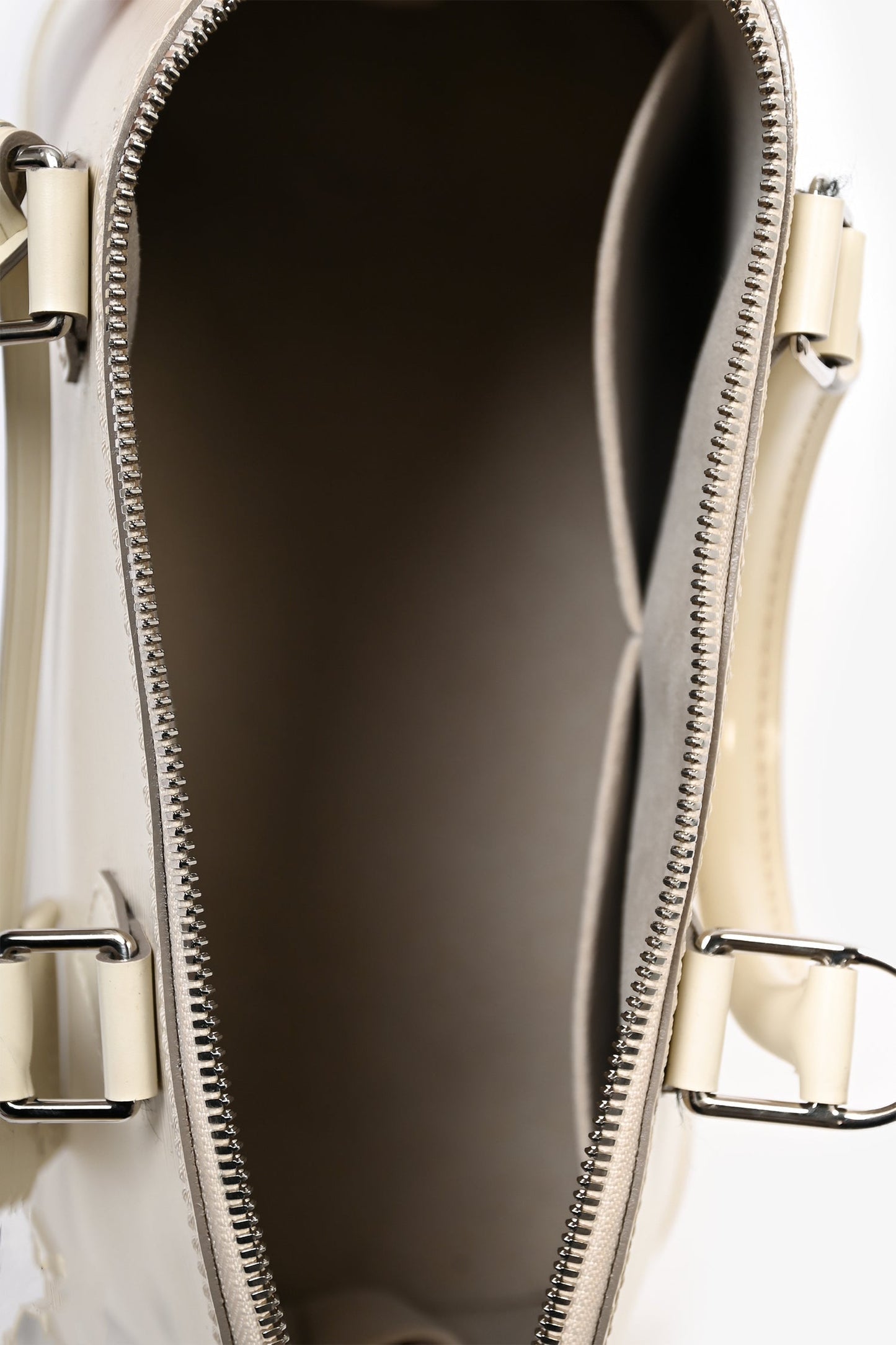 Louis Vuitton 2014 Cream Epi Leather Alma MM Top Handle