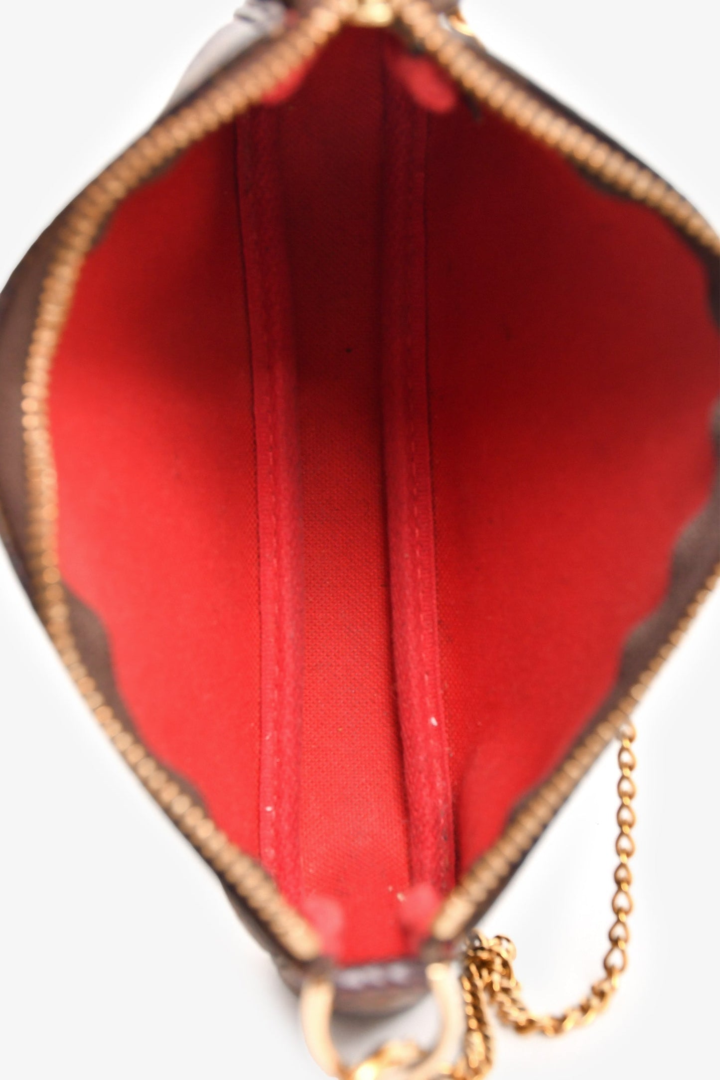 Louis Vuitton 2019 Damier Ebene Mini Chain Pochette