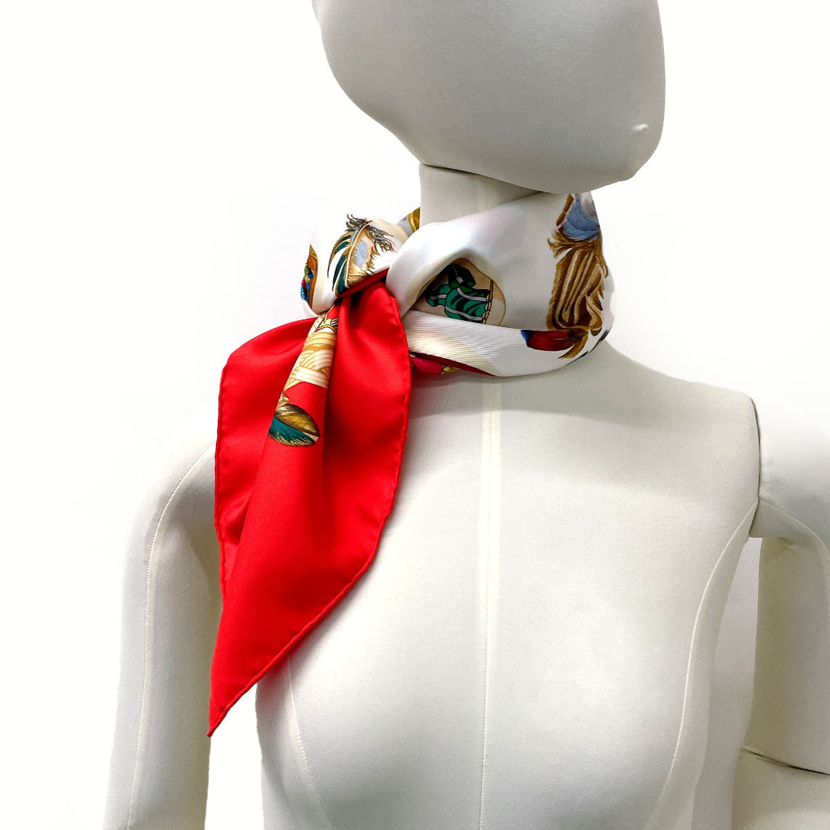 HERMES scarf Silk, 100% silk Red COUVEE D'HERMES Hermes Egg Carre 90