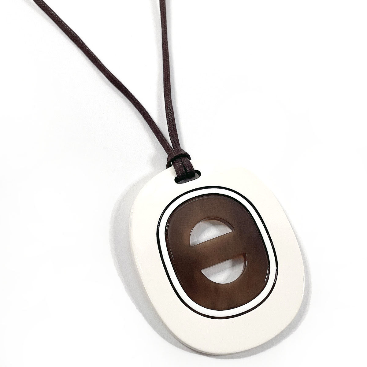 HERMES Necklace Buffalo Horn, Lacquer white Fidelio Village