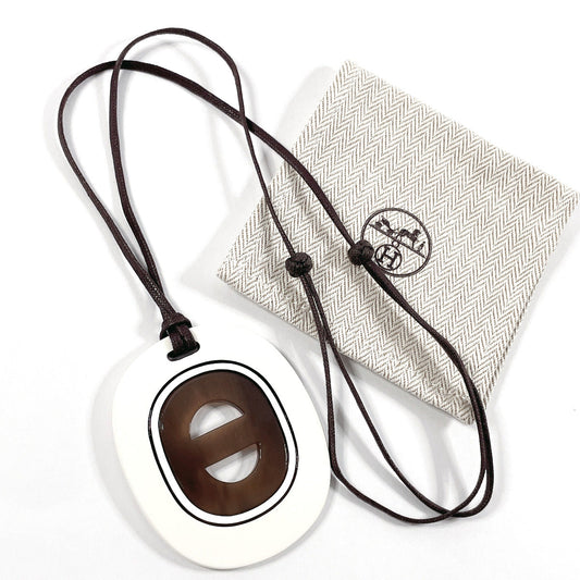 HERMES Necklace Buffalo Horn, Lacquer white Fidelio Village