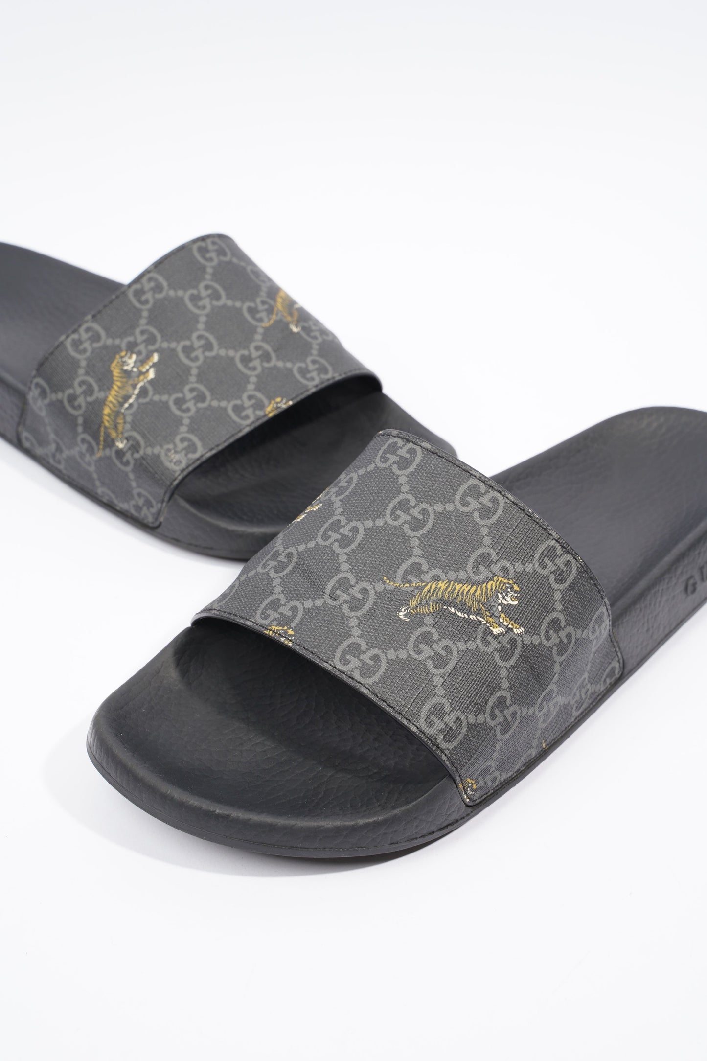 Gucci GG Supreme Monogram Tigers Black / Grey Monogram Canvas EU 44 UK 10