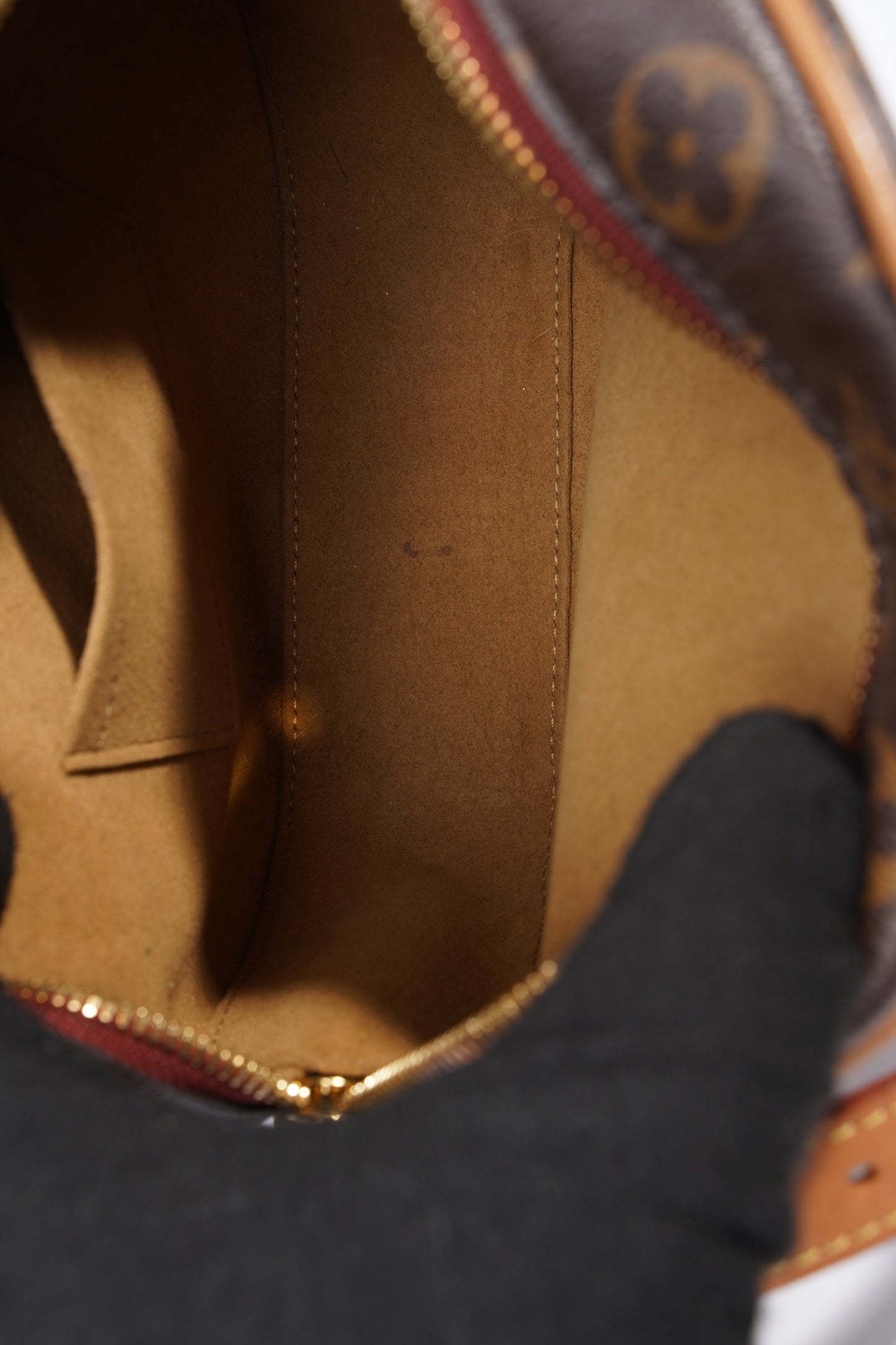 Louis Vuitton Boite Chapeau Souple MM Monogram Coated Canvas