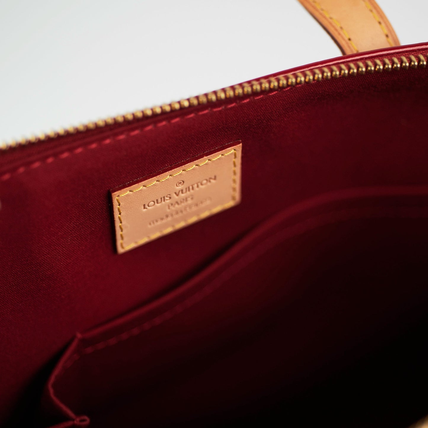 Louis Vuitton Bellevue PM Vernis Red