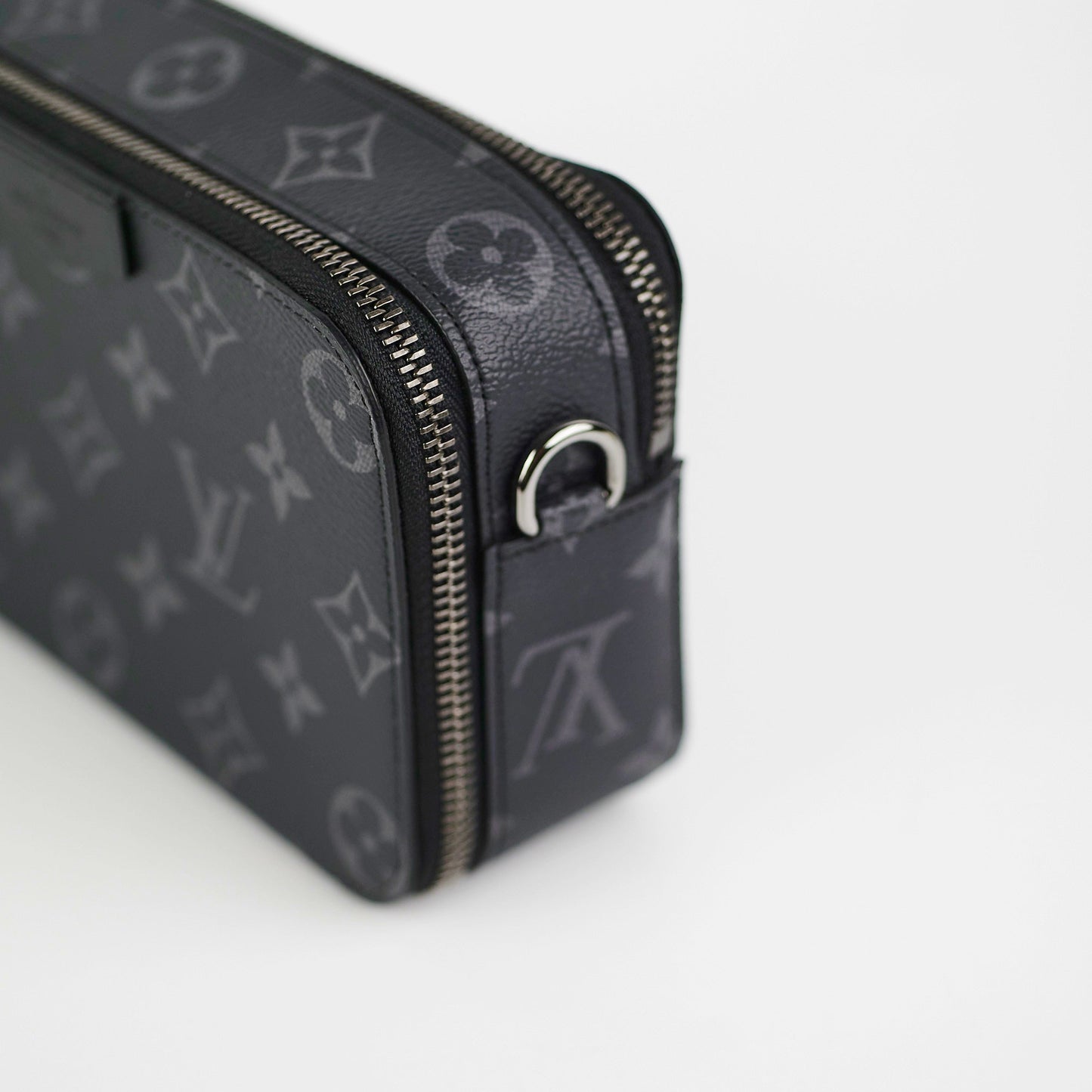 Louis Vuitton Alpha Wearable Wallet Monogram Eclipse Bag