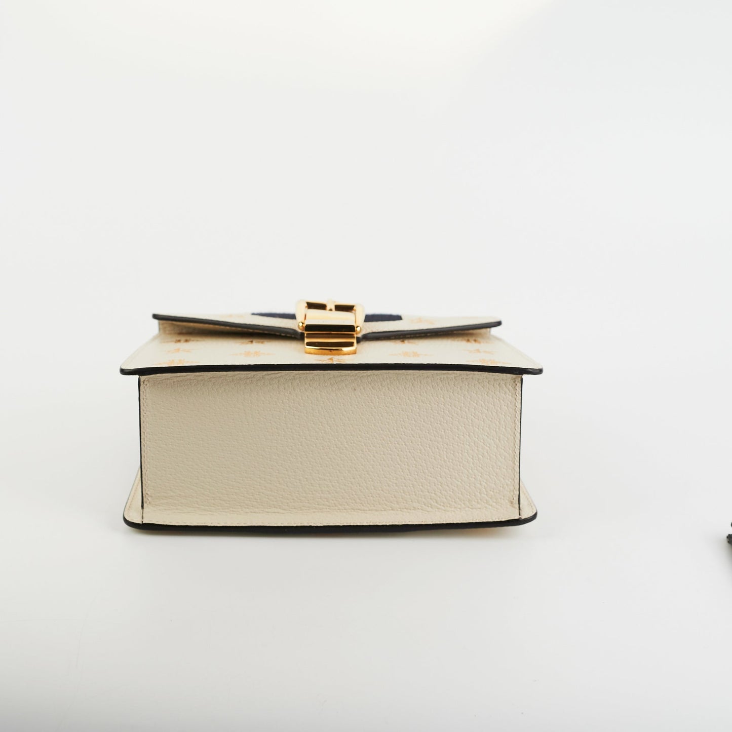 Gucci Sylvie White Mini Top Handle Bag