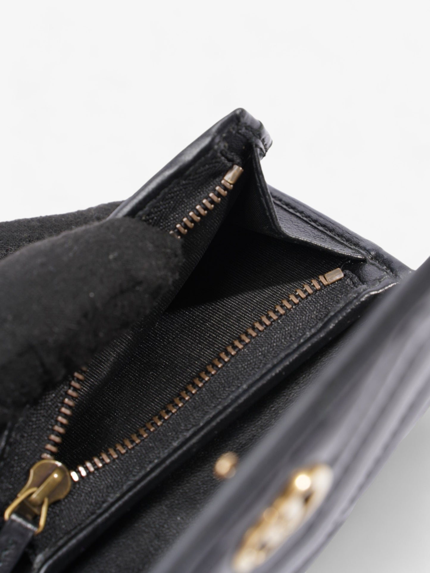 Gucci GG Marmont Card Case Wallet Black Matelasse Leather