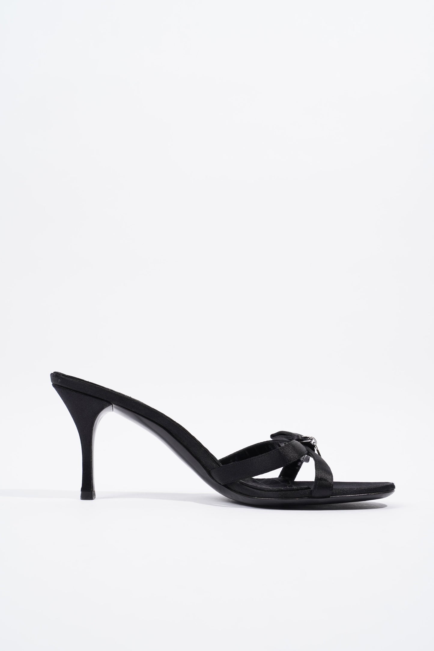 Gucci Velvet Strap Black Velvet EU 39 UK 6