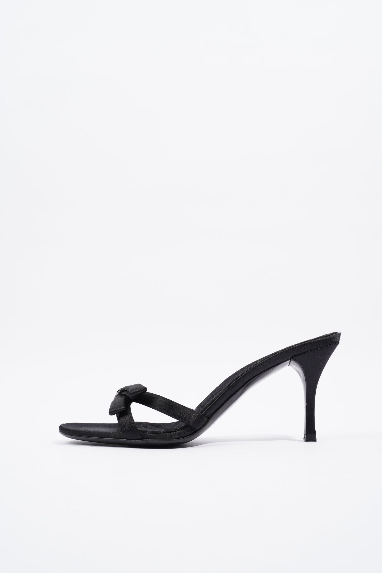 Gucci Velvet Strap Black Velvet EU 39 UK 6