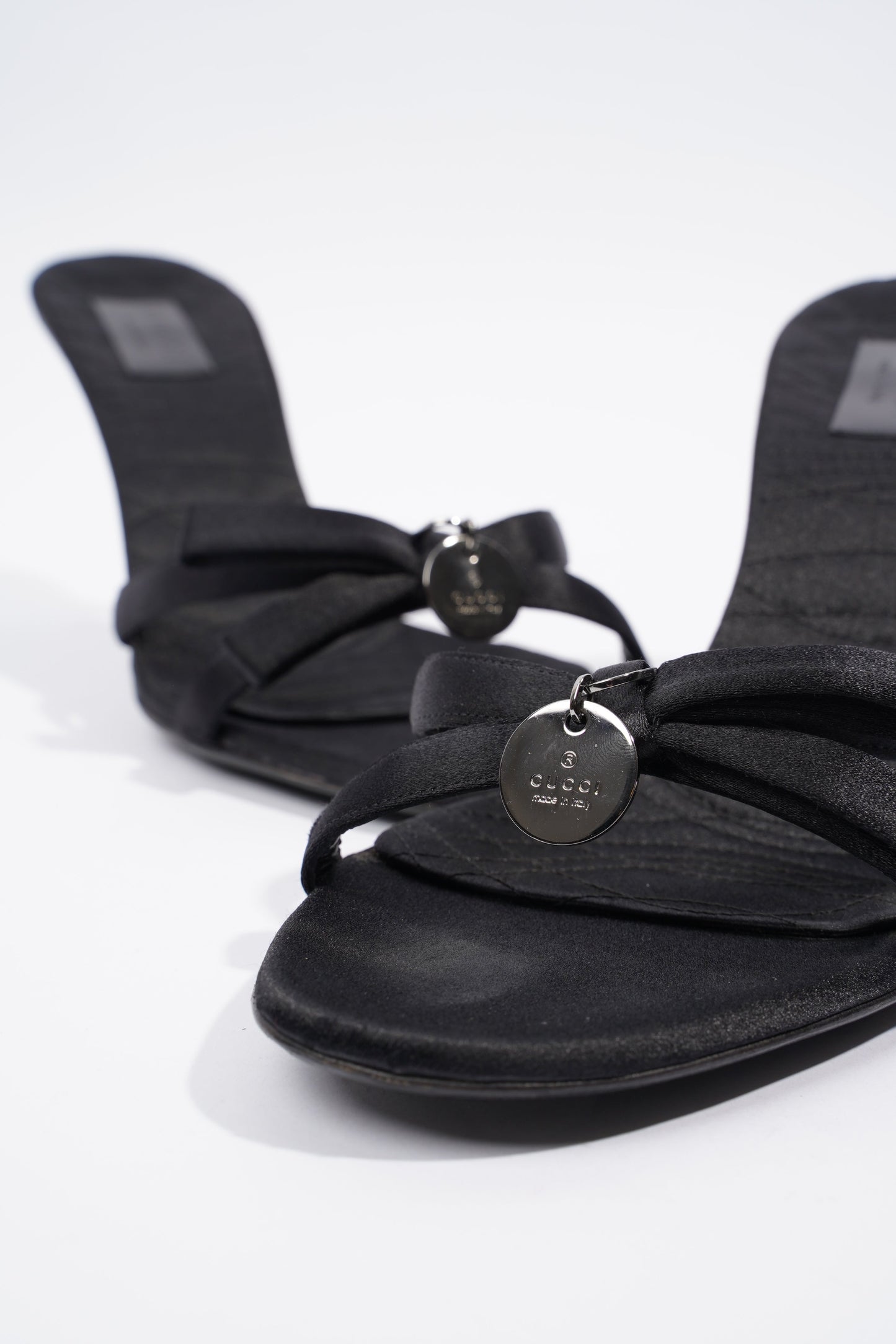 Gucci Velvet Strap Black Velvet EU 39 UK 6
