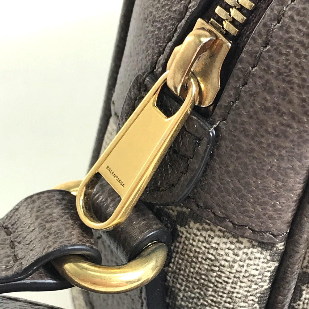 GUCCI Shoulder Bag 680128 GG Supreme Canvas Beige x brown GG BB logo Hacker camera bag Women Secondhand