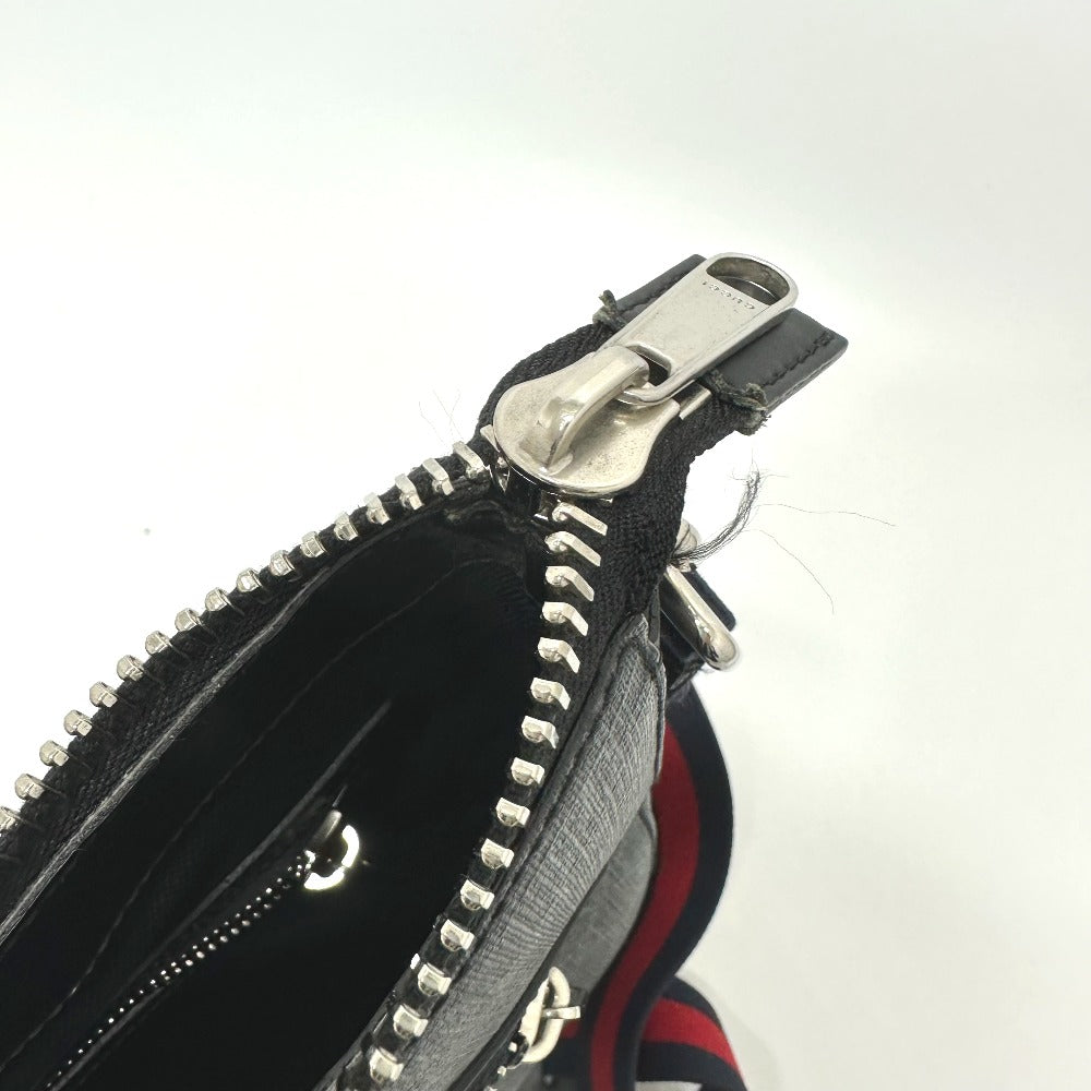 GUCCI Shoulder Bag 474137 GG Supreme Canvas black Bag GG Messenger mens Used