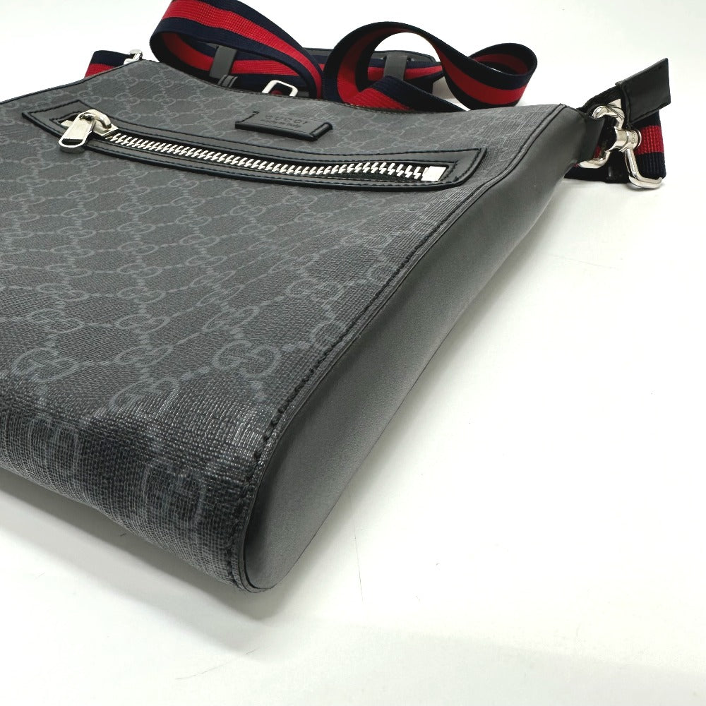 GUCCI Shoulder Bag 474137 GG Supreme Canvas black Bag GG Messenger mens Used