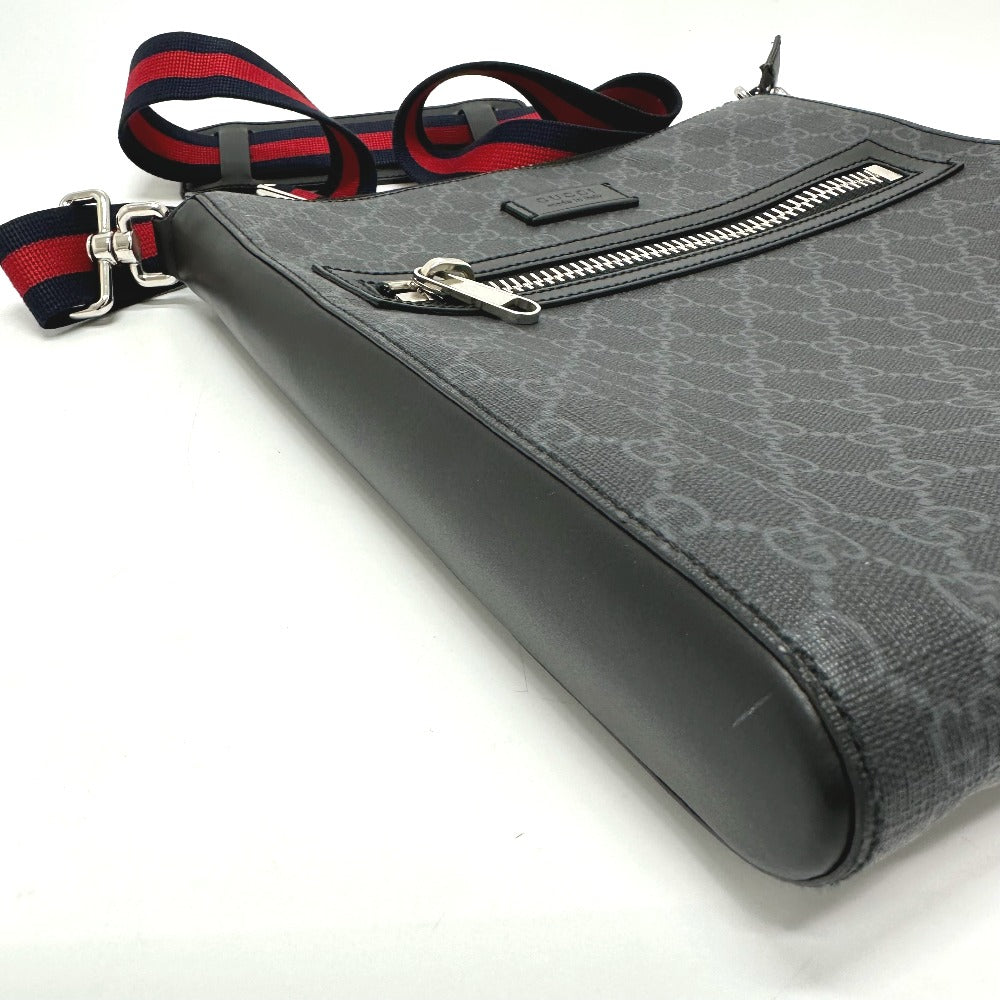 GUCCI Shoulder Bag 474137 GG Supreme Canvas black Bag GG Messenger mens Used