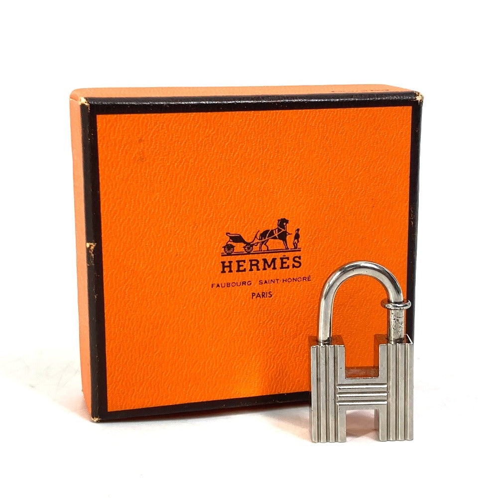 HERMES Pendant top metal Silver H motif The first step of the new century Limited to 2000